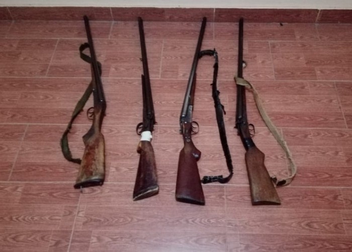 Qanunsuz silahlar götürüldü