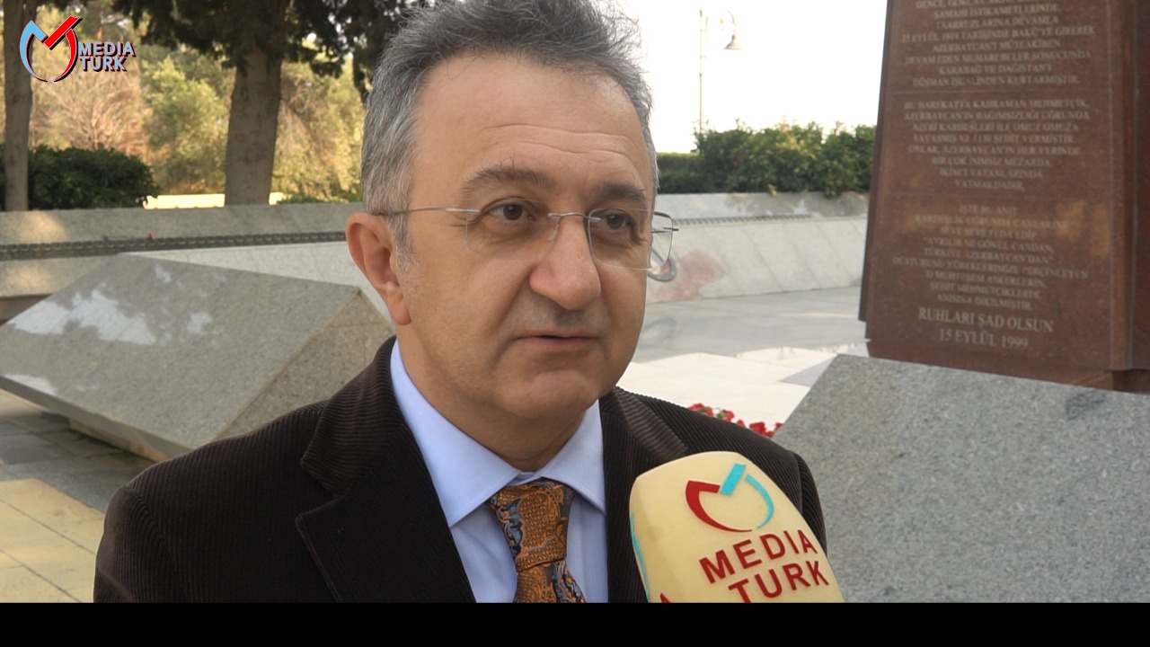 Türkiyəli rektor ilk dəfə Azərbaycanda - VİDEO