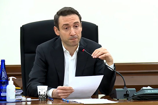 İrəvan meri işdən qovuldu