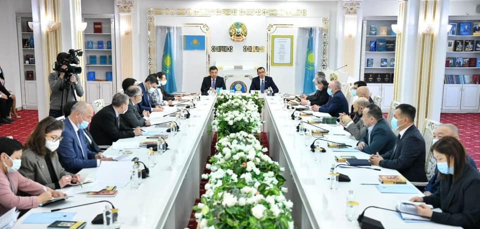 Qazaxıstan Senatının sədri “Nizami tədbiri”ndə