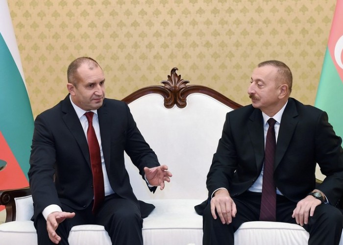 Bolqarıstan Prezidenti İlham Əliyevə zəng etdi