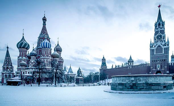 Rusiyada 26 dərəcə şaxta var - Dərslər dayandırıldı