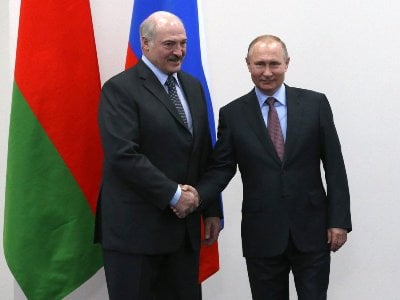 Putin və Lukaşenko arasında telefon danışığı