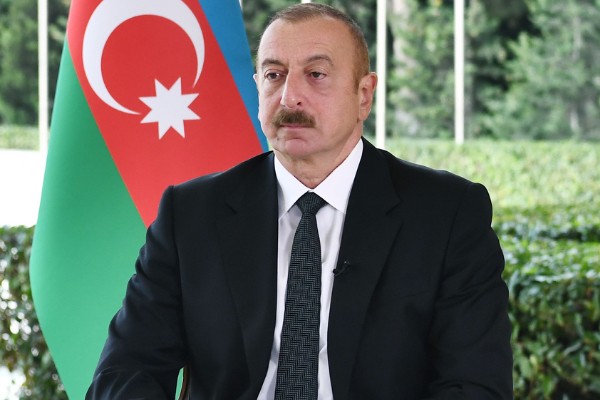İham Əliyevə təbriklər gəlməkdə davam edir