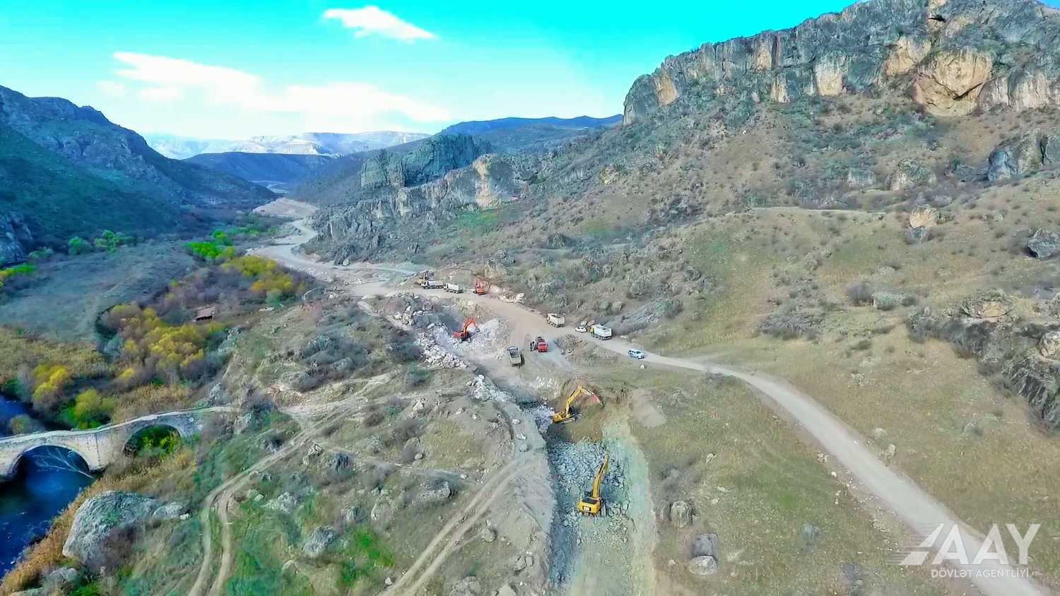 Qubadlı-Eyvazlı avtomobil yolu çəkilir - FOTO