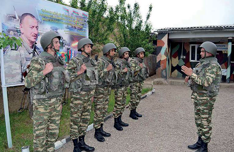 Orduda yeni döyüş təlimatları hazırlanır