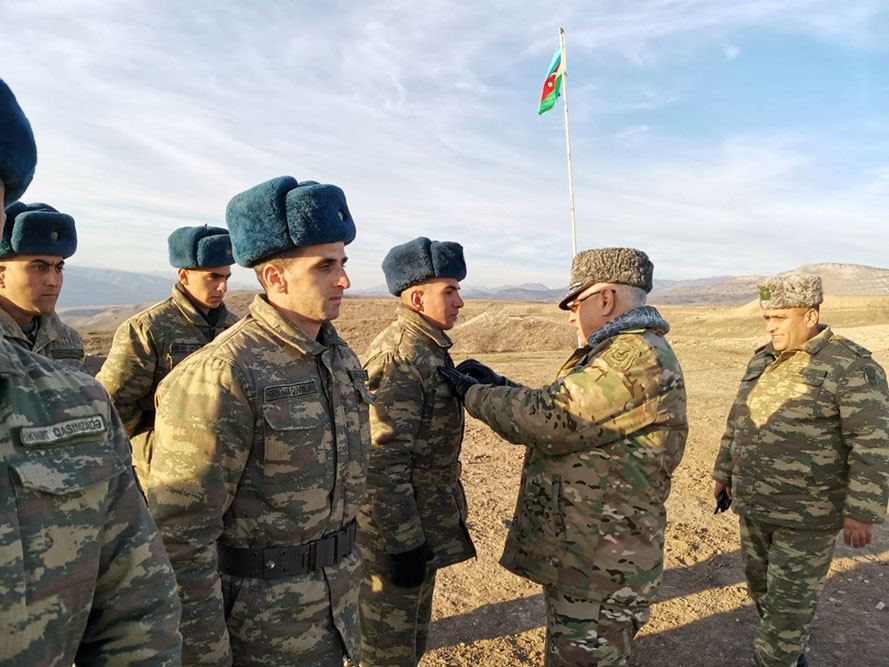 Hərbi Hava Qüvvələrinin komandanı Qarabağa getdi - FOTOLAR