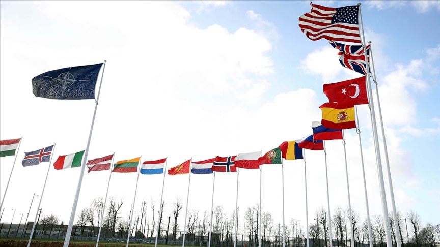 NATO-nun bu komandanlığı Türkiyədən Fransaya keçir