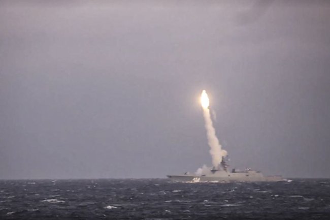 Rusiya hipersəs raketi sınaqdan keçirdi
