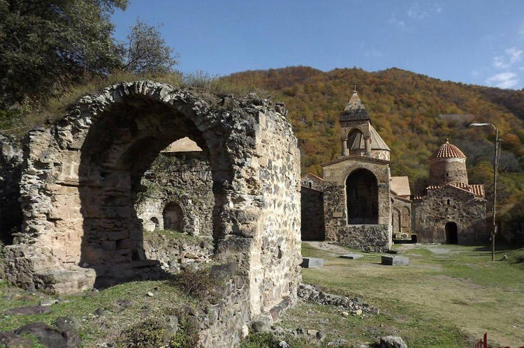 Azad olunmuş ərazilərdəki abidələrin “Yol xəritəsi” hazırlandı