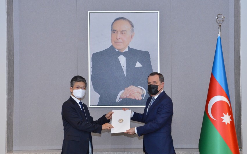 Ceyhun Bayramov Koreya səfirini qəbul edib