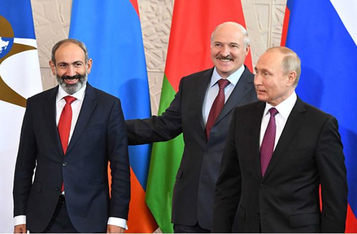 Putin, Lukaşenko və Paşinyan Qazaxıstanı müzakirə etdi