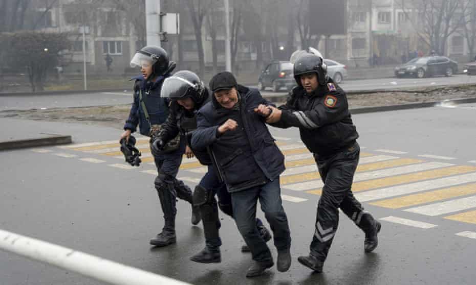 Qazaxıstanda yaralananların sayı