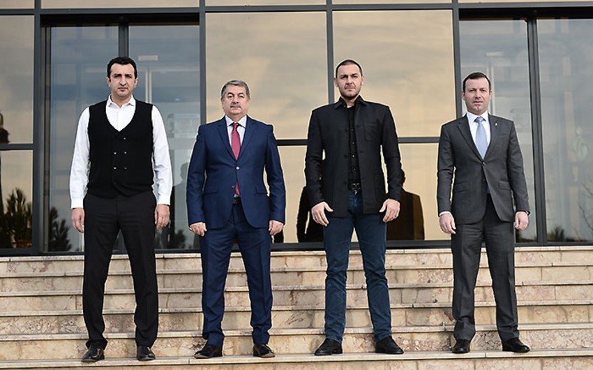 Kamran Ağayev məşqçiliyə başlayır