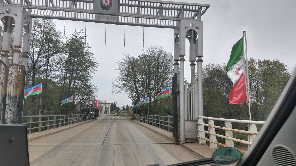 İran sərhədlərini AÇDI