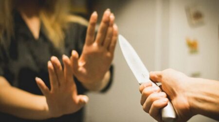 Arvadını və baldızını bıçaqlayan kişiyə ən az CƏZA VERİLDİ