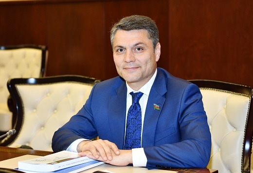 Dövlətin informasiya siyasəti dayanıqlı inkişafın tərkib hissəsidir