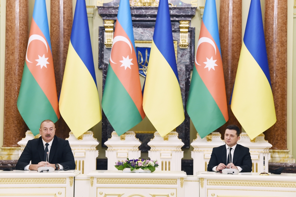 “İmzalanan sənədlər ölkələrimizin yaxınlaşmasına töhfə verəcək”