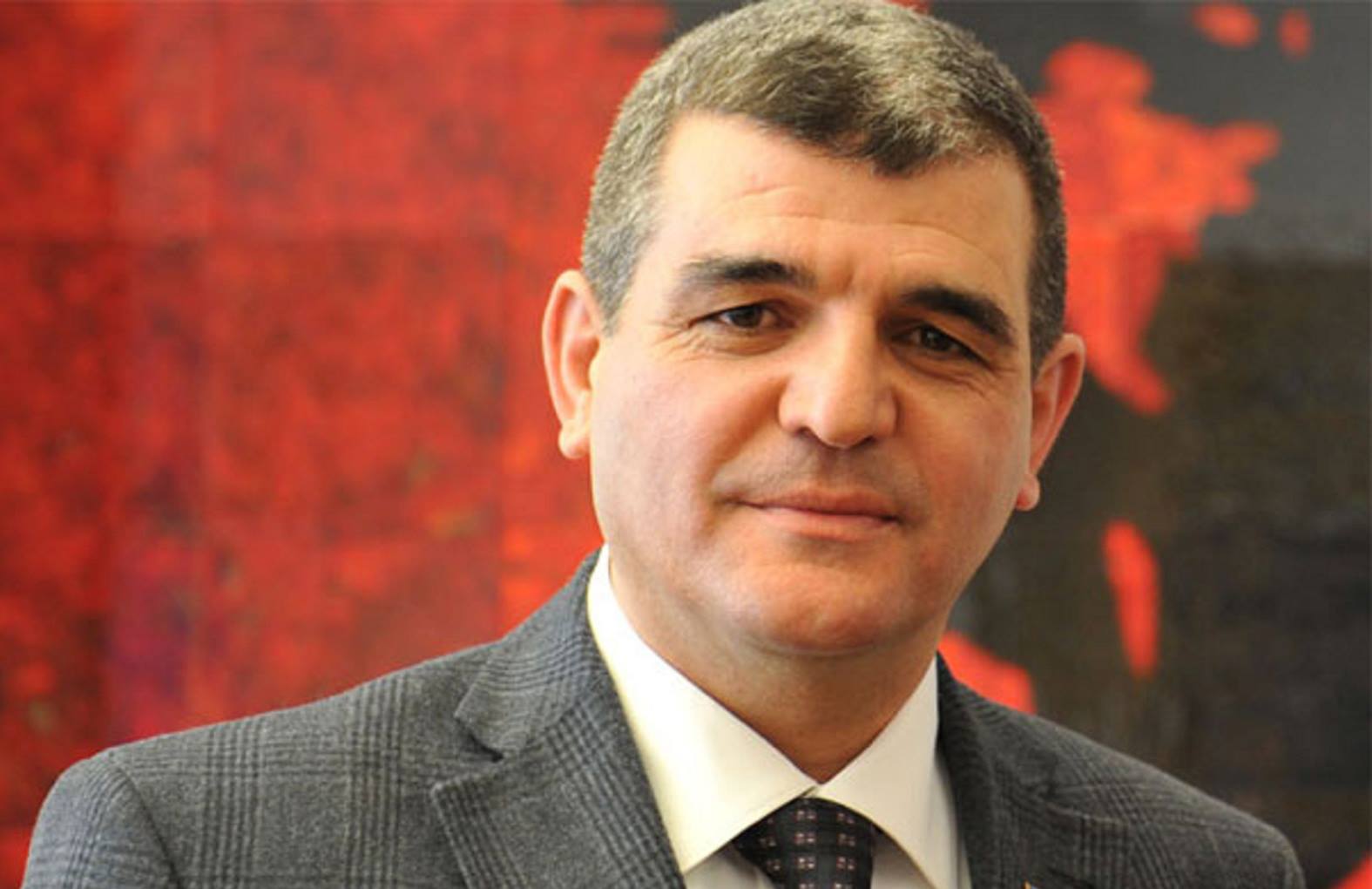 Deputat cəmiyyətdə zorakılığın niyə artdığını İZAH ETDİ