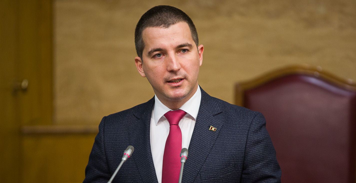 Monteneqro parlamentinin sədri Azərbaycana GƏLDİ 