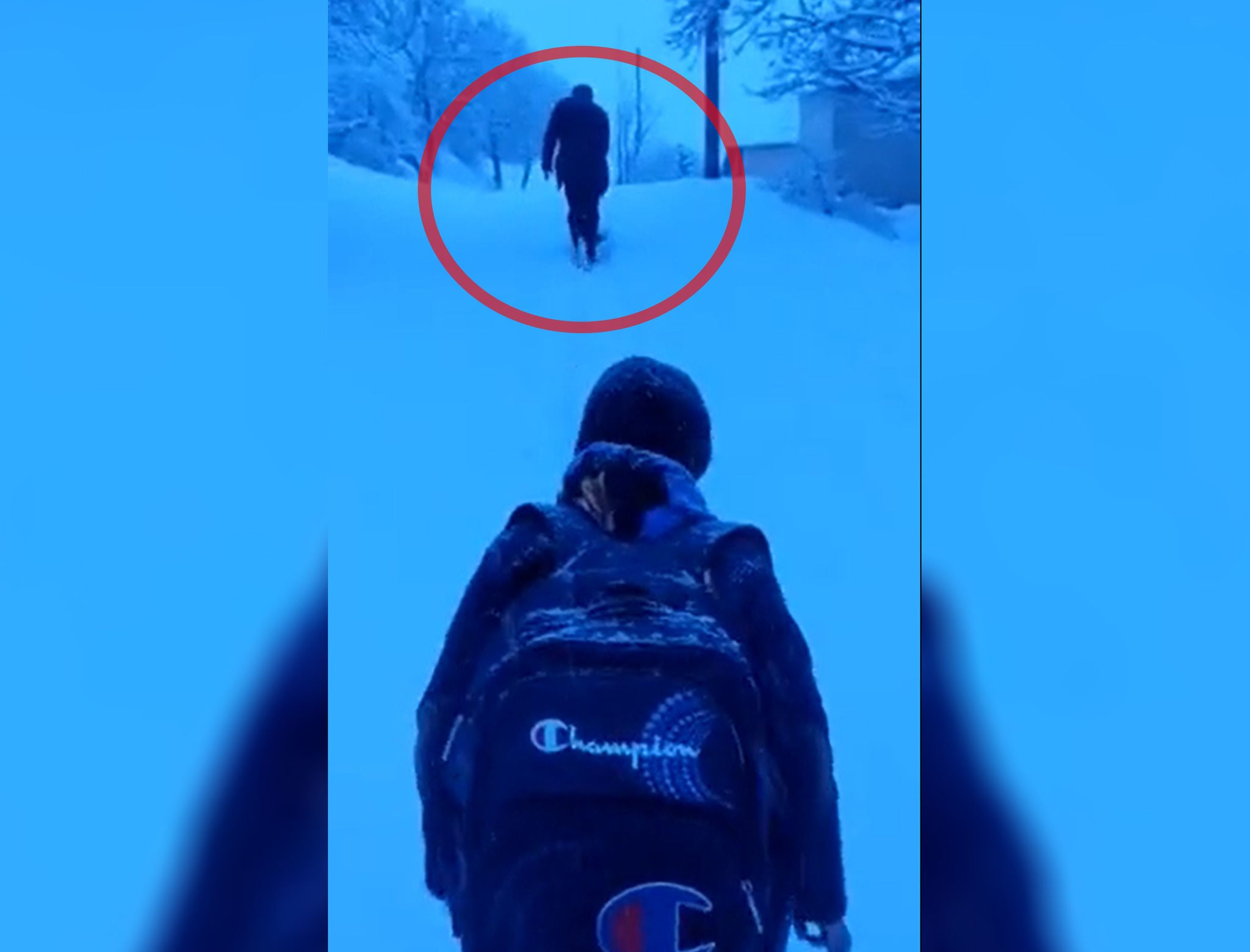 Şagirdlərə cığır açan məktəb direktorunun VİDEOSU trend oldu