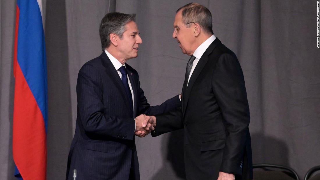 Blinkenlə Lavrov arasında kritik müzakirə