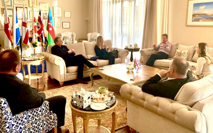 Britaniya minalarla mübarizə təcrübəsini Azərbaycanla bölüşür