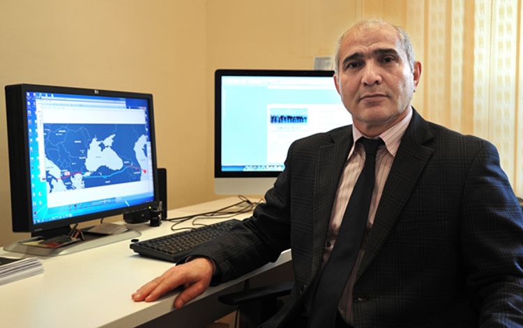 AMEA-da QALMAQAL: İnstitut direktoru Ramiz Mehdiyevə etiraz etdi, istefa verdi 