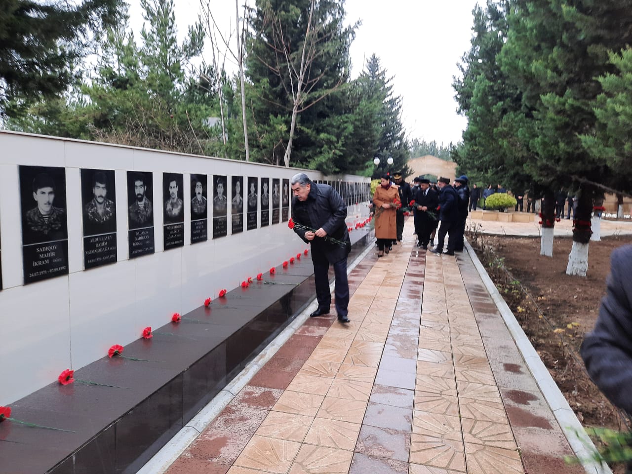Hacıqabulda 20 Yanvar şəhidlərinin xatirəsi anılıb - FOTOLAR