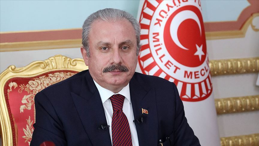 Mustafa Şentop 20 Yanvar şəhidlərini ANDI 