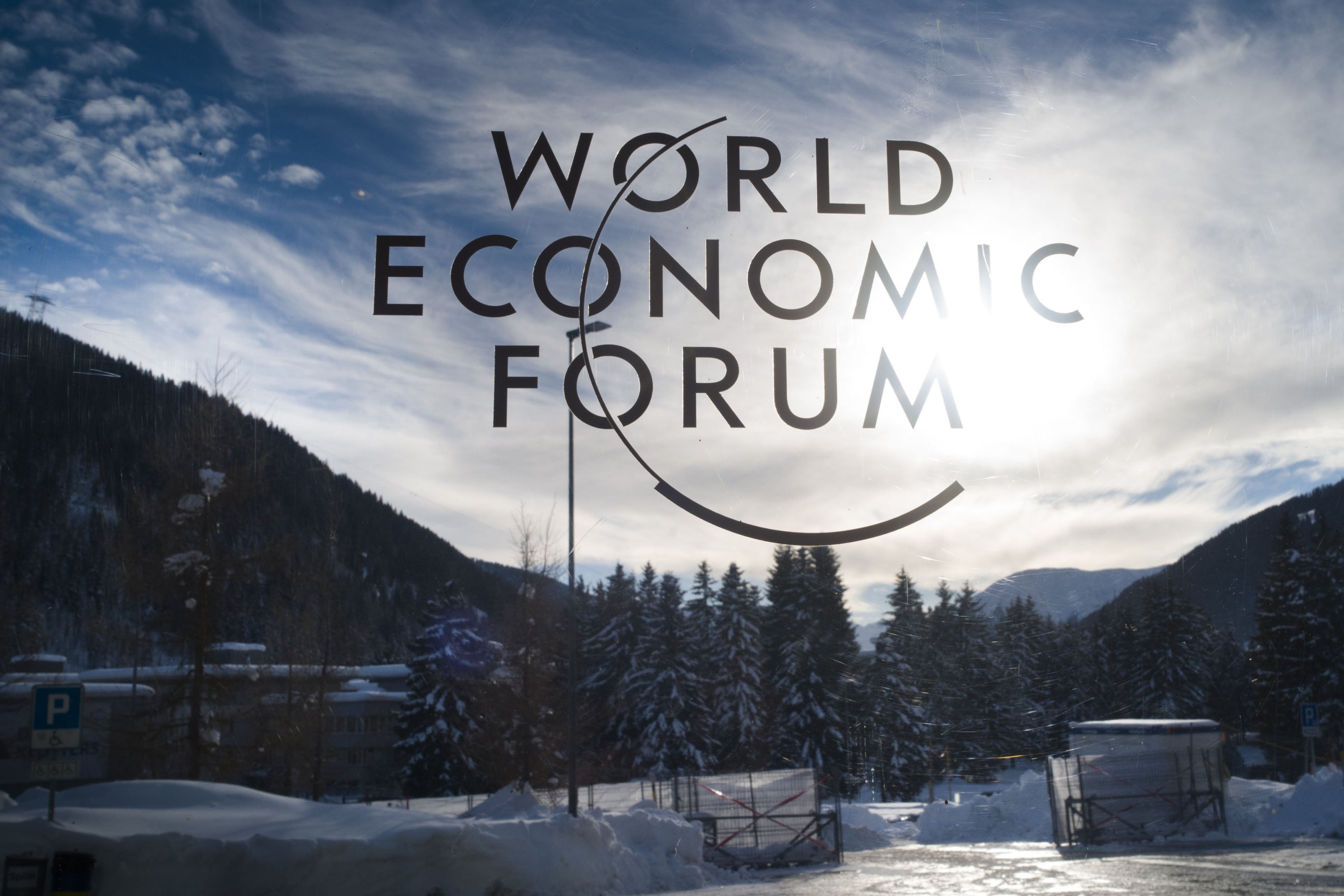 Davos bu tarixdə keçiriləcək