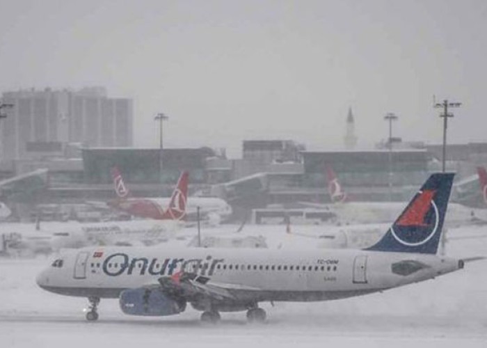Türkiyədə qara görə 49 uçuş ləğv edildi