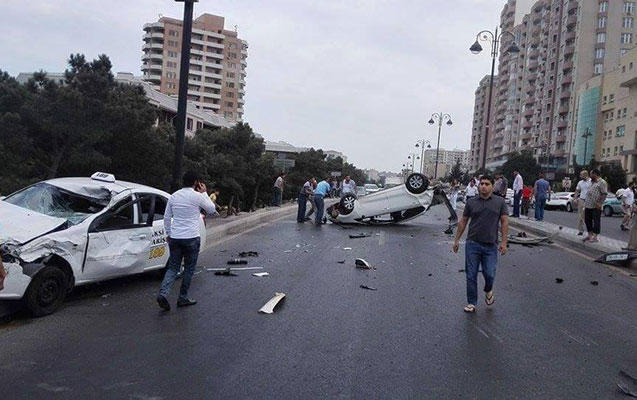 Bakıda yol qəzalarında 197 nəfər ölüb
