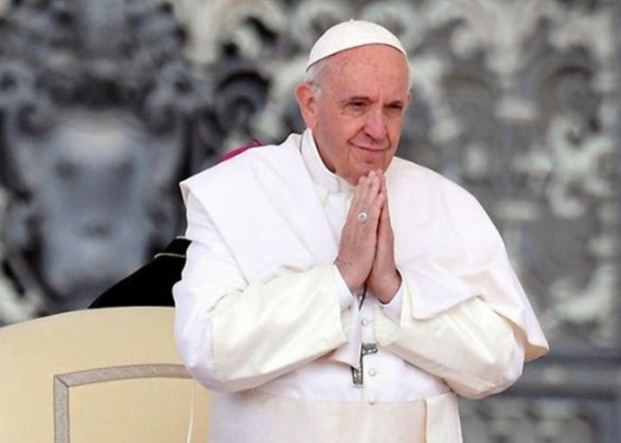 Roma papası Ukrayna üçün dua etməyə ÇAĞIRDI