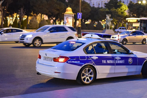 Polis qanunsuz parkinqlə bağlı reydə başladı - RƏSMİ