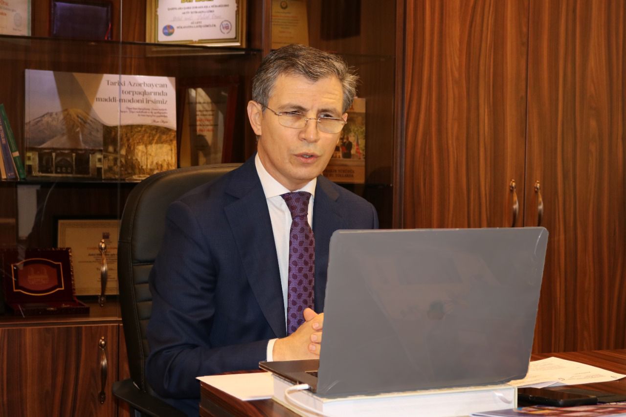 İnsan hüquqları komitəsi ilk iclasını keçirdi