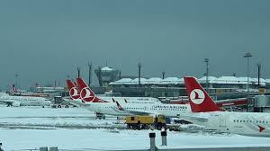İstanbulda bütün uçuş-enmə zolaqları açılıb