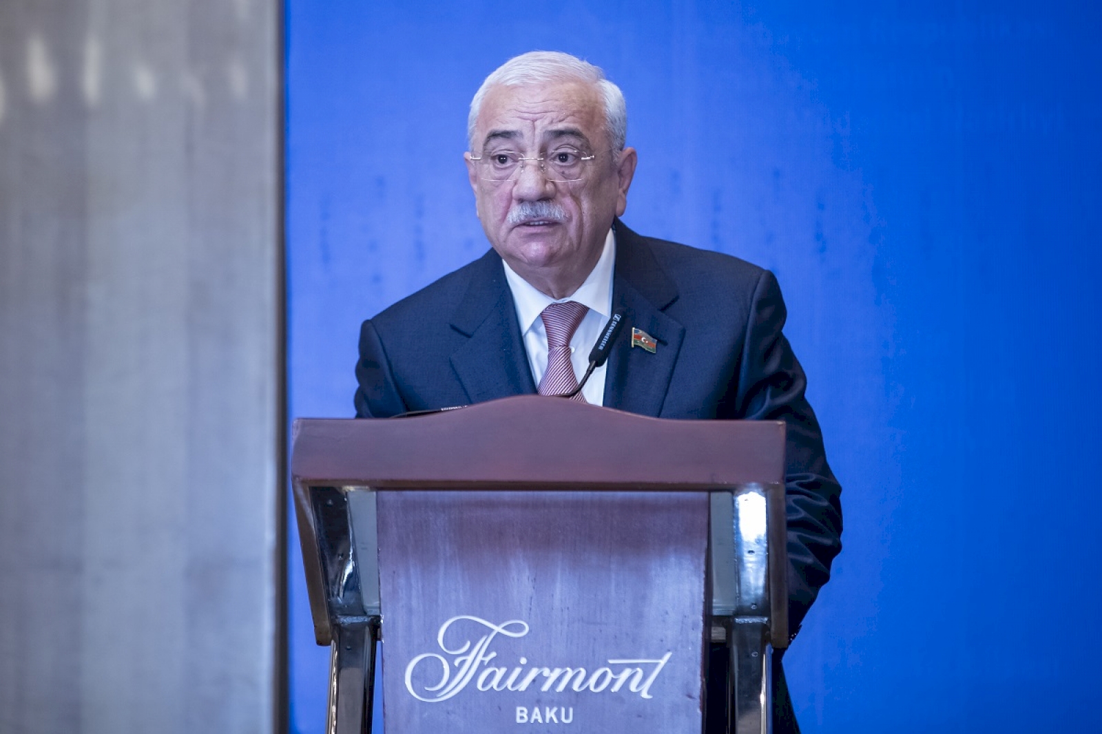 Səttar Möhbalıyev mükafatlandırma mərasimində