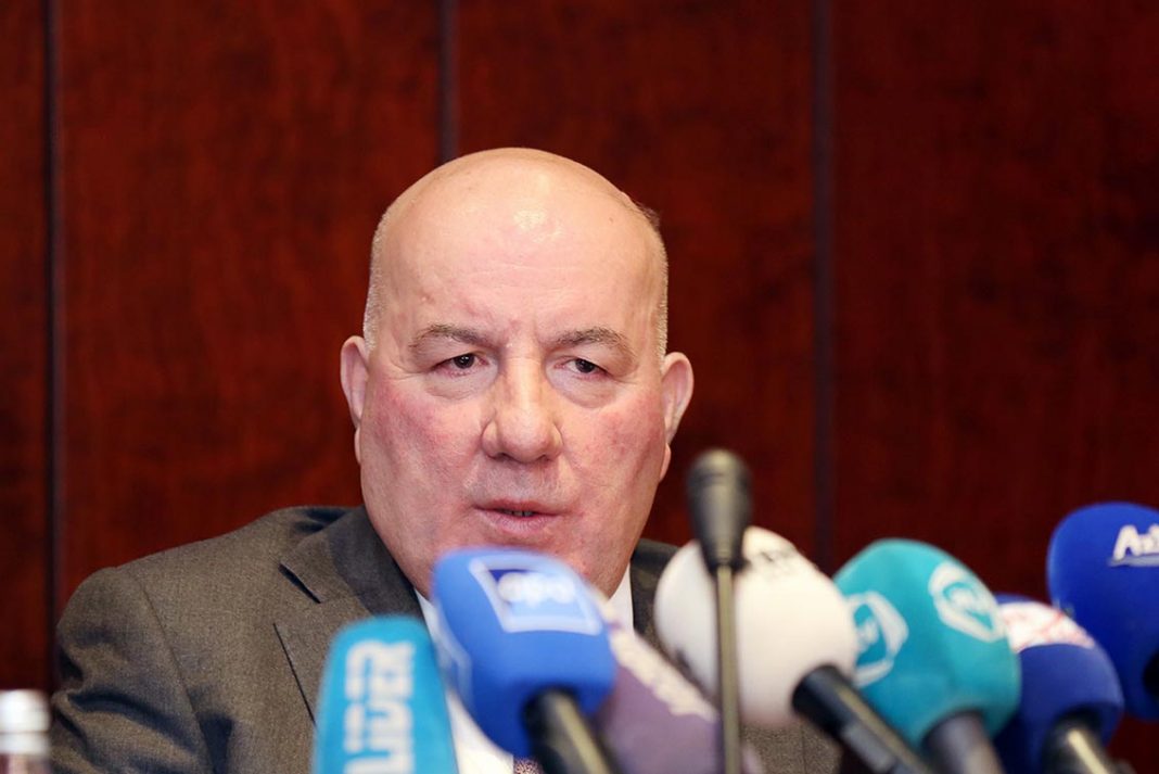 Mərkəzi Bank valyuta bazarına müdaxilə edib