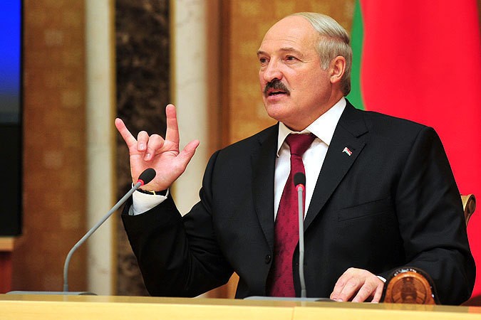 “Mən diktatoram, demokratiyanı başa düşmürəm” - Lukaşenko