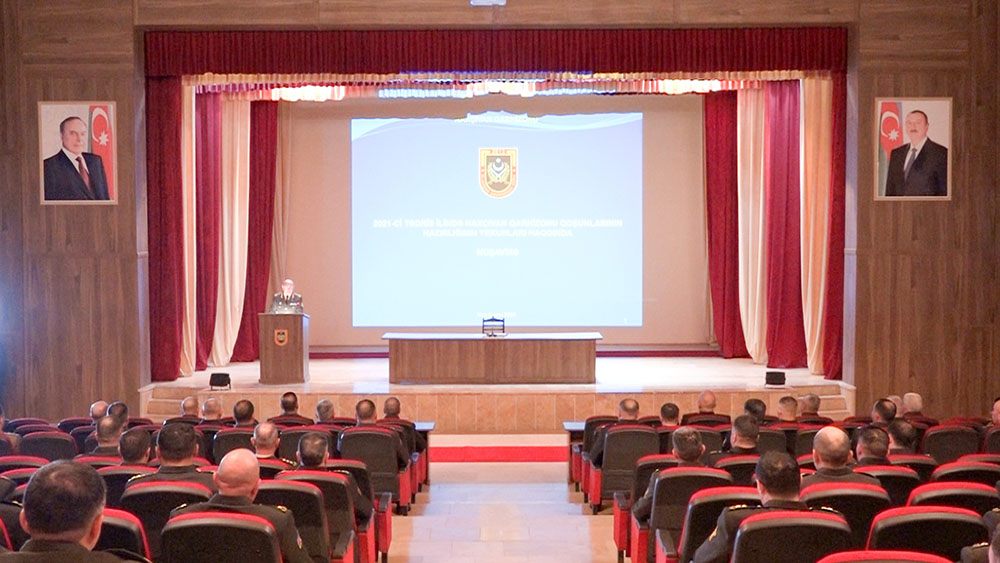 Generallar müşavirədə: Ordudakı vəziyyətdən DANIŞILDI