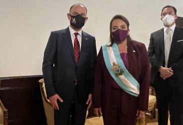 Hondurasın ilk xanım prezidentindən Azərbaycan mesajı