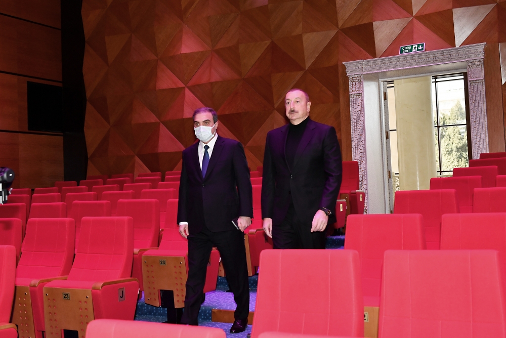 Gəncə Dövlət Dram Teatrının yeni binası AÇILIB