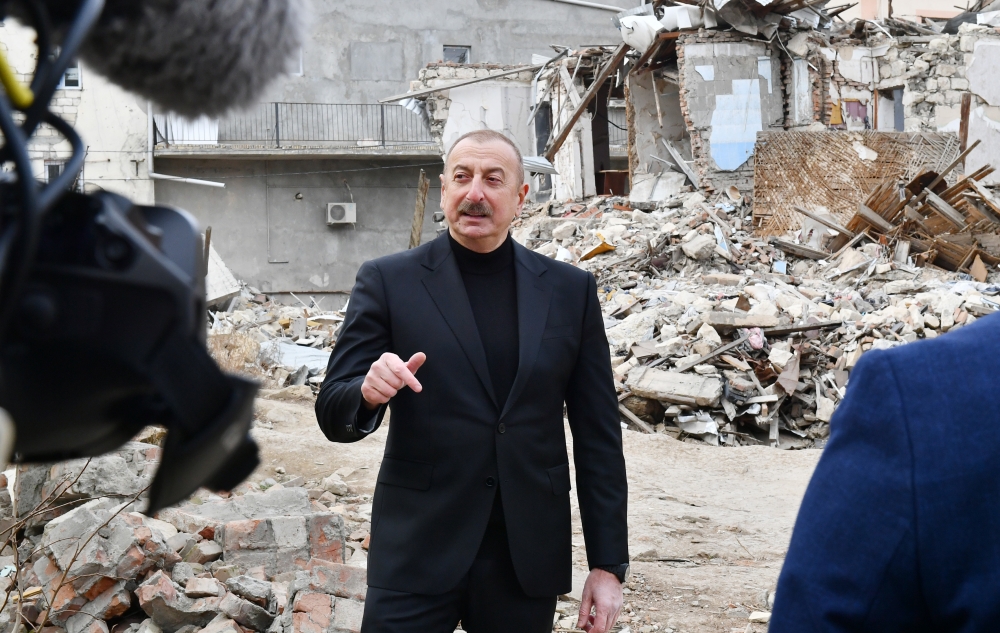 Ermənistanda Njdeyə qoyulan abidə faşizmin təbliğatıdır