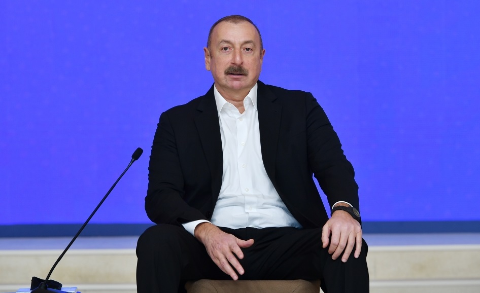 Prezident: “Hər bir vətəndaş bu ölkə ilə fəxr edə bilər”