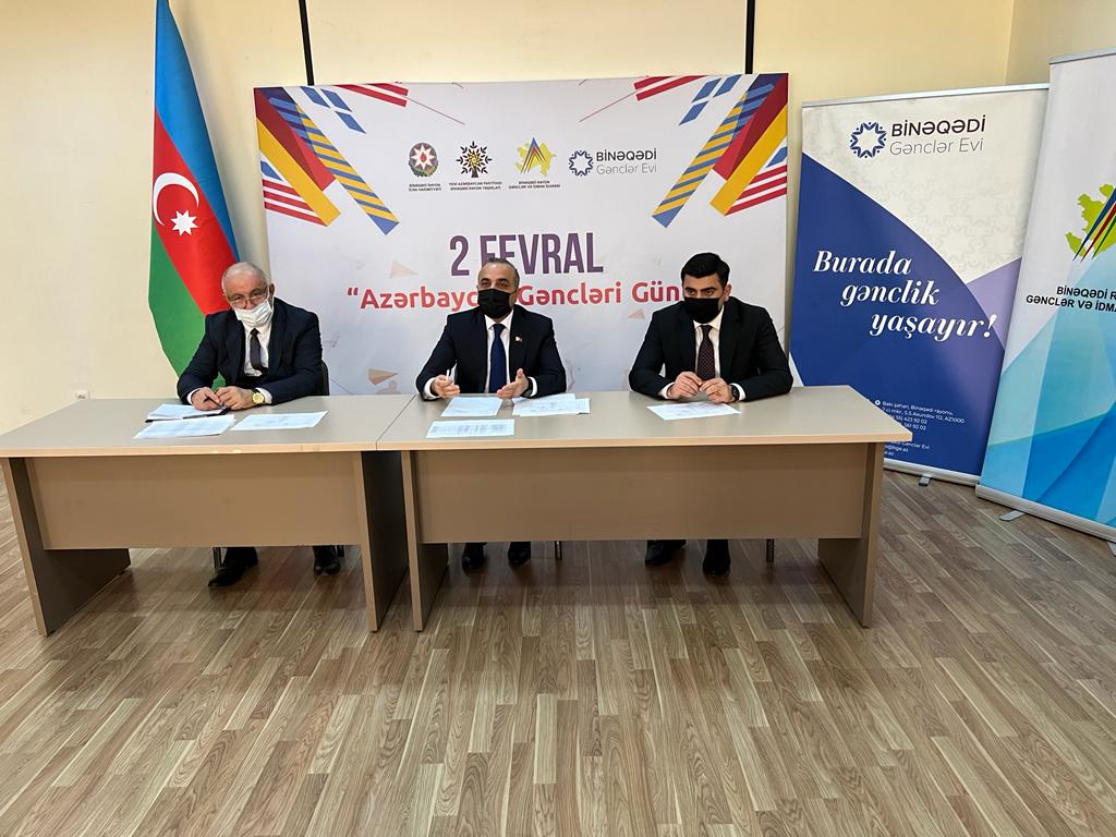 Azay Quliyev qazilərlə görüşdü