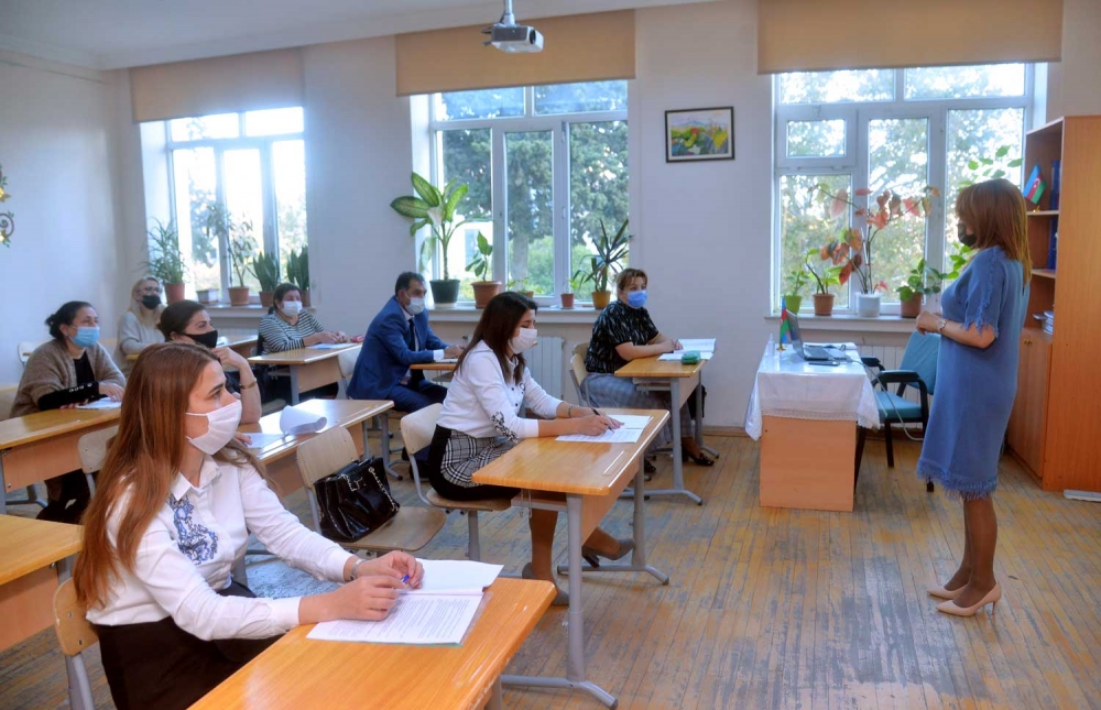 “Məktəblərdə problemlərin olması qaçılmazdır” - Nazirlik rəsmisi 