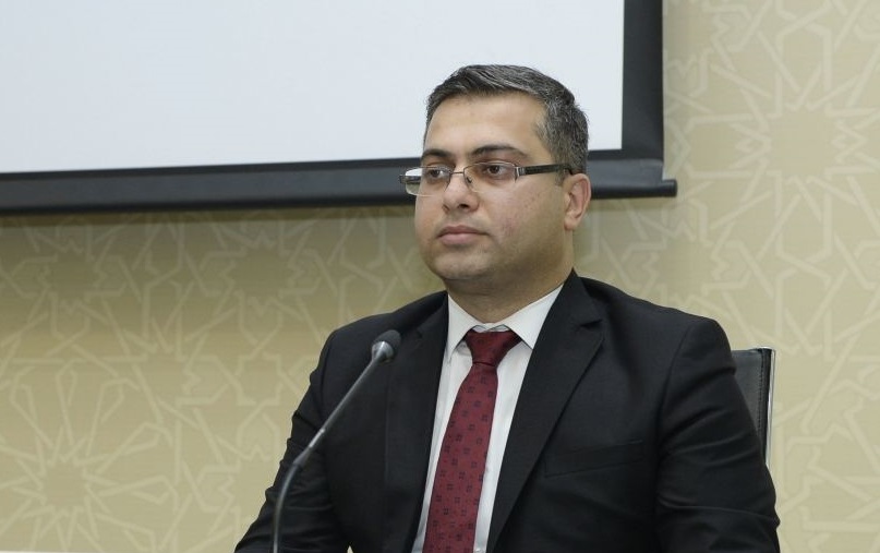 “Məhdudiyyətlərin aradan qaldırılması doğru deyil” - Vasif Əliyev