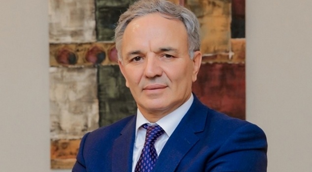 Əflatun Amaşov koronavirusa yoluxdu