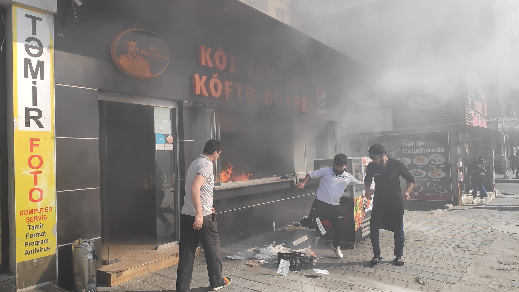 Bakıda dönərxanada PARTLAYIŞ - FOTOLAR
